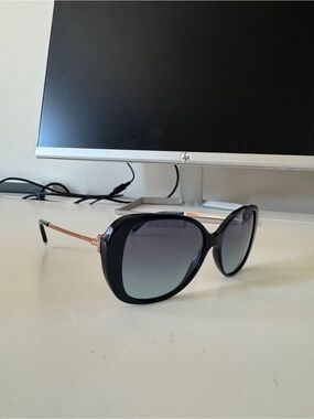 Tiffany Women's Oversized Sunglasses - Black Frame with Gradient Lenses